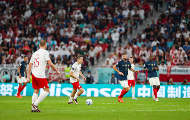 豪门对决!网球上演世纪大战 豪门对决!网球上演世纪大战