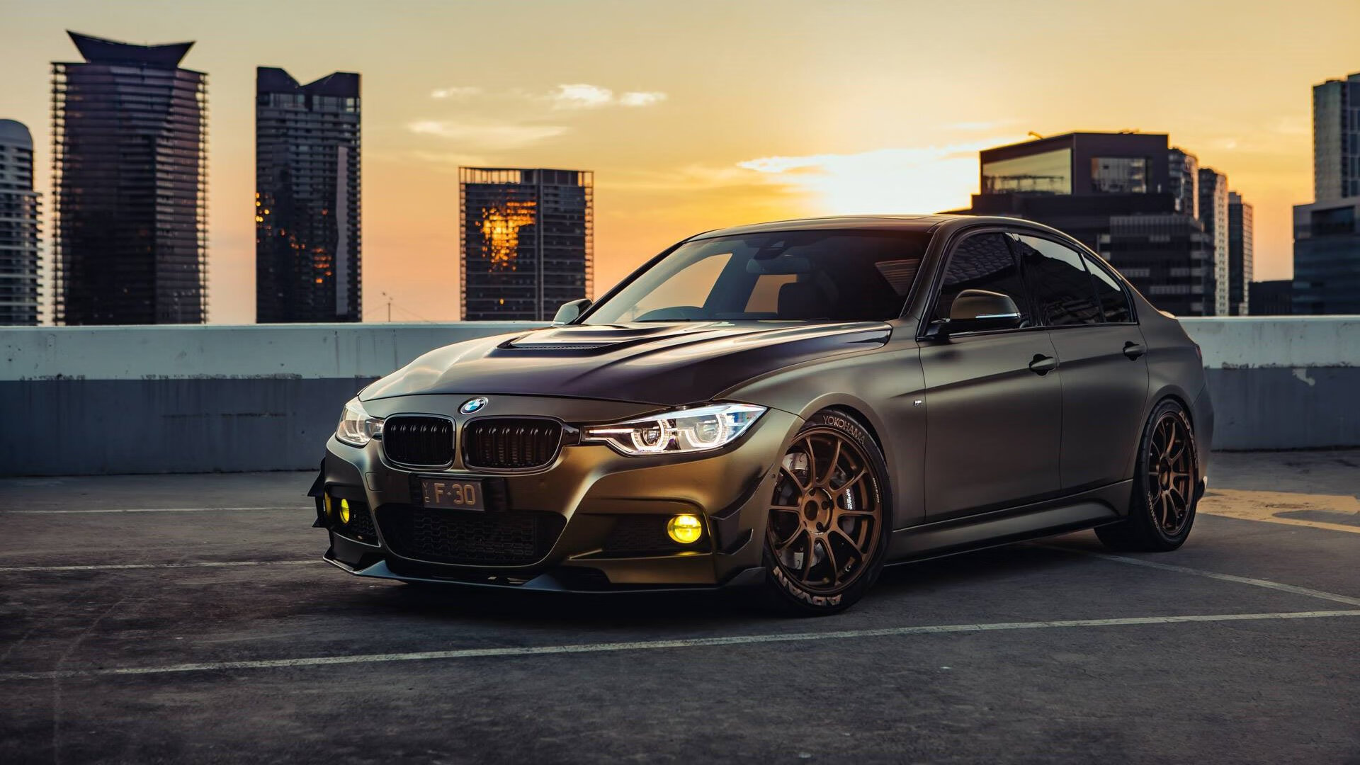 布克狂飙60分诠释速度艺术，红色禁区上演F1式终极超车